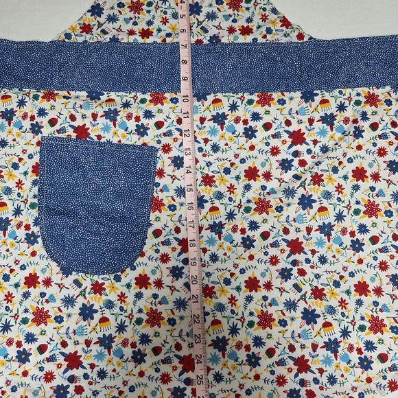 Vintage Vibe Apron With Tie Waist And Pocket Floral Print Apron - Picture 3 of 5